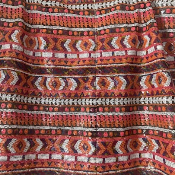 Brand New - Banana Republic Aztec Sequin Skirt -- Size 14 - Picture 4 of 6